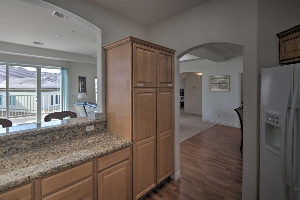 Desert Condo With Pool About 3 Miles To Colorado River! Bullhead City Bagian luar foto